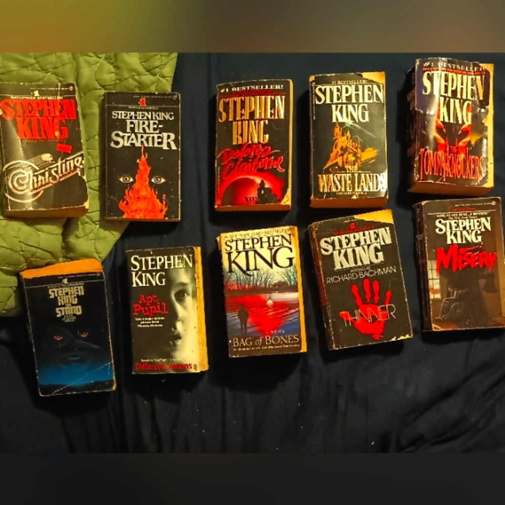 10 First edition Paperback Stephen King Collection